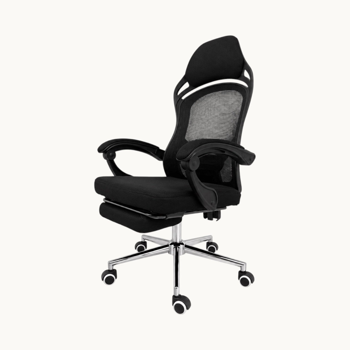 Silla ergonómica SIT Ergo de color negro con respaldo de malla, soporte lumbar, apoyabrazos y reposapiés retráctil.