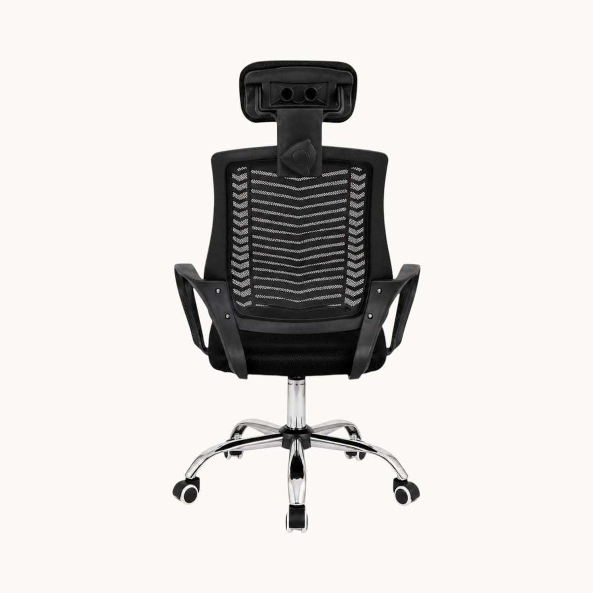 Silla de oficina ergonómica SIT Prime con respaldo de malla negra, apoyacabezas y base cromada vista trasera