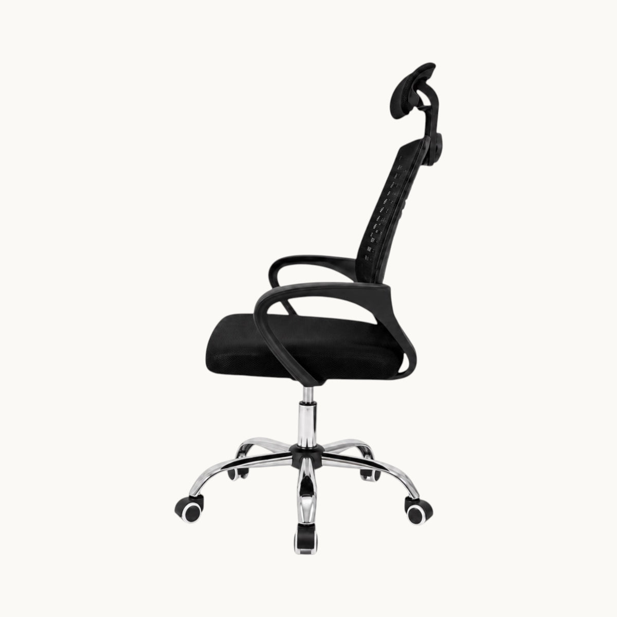 Silla de oficina ergonómica SIT Zenith con respaldo alto de malla negra, cabecera y base cromada con ruedas